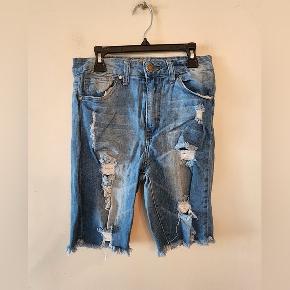 VIP Pants - Vip jean Distressed cut off shorts size womens 5/6